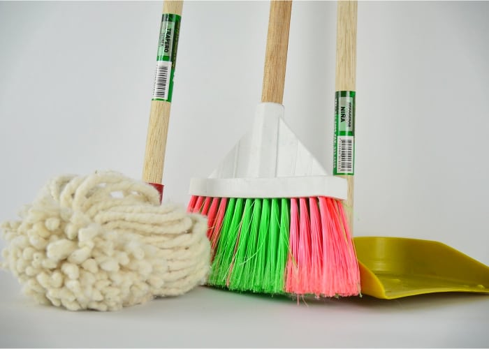 productos de limpieza necesarios en cualquier hogar