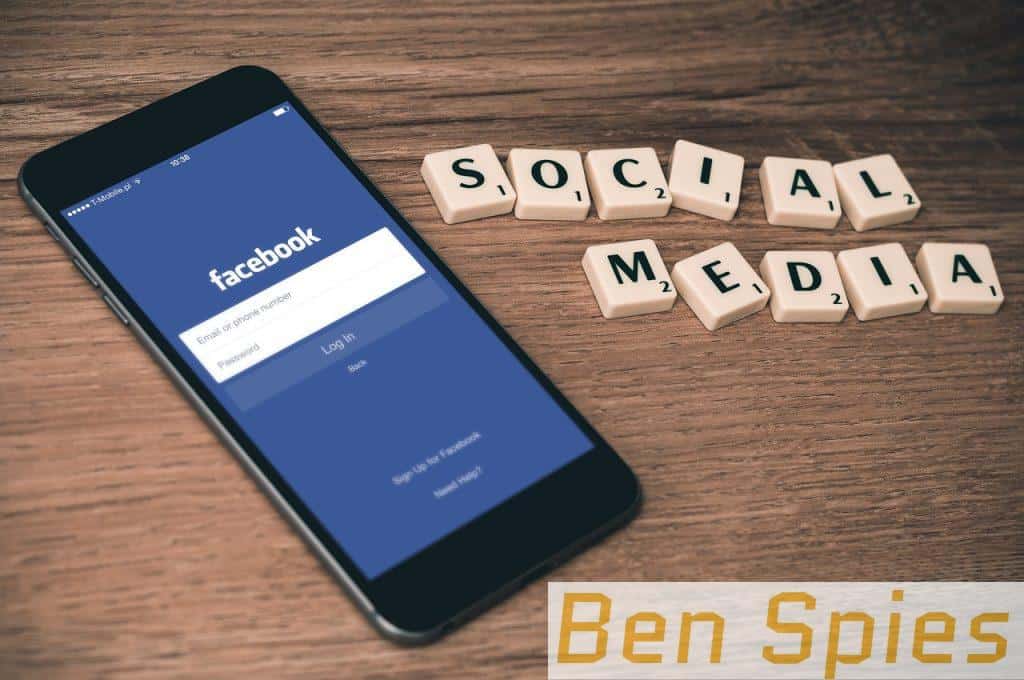 social media, facebook, smartphone